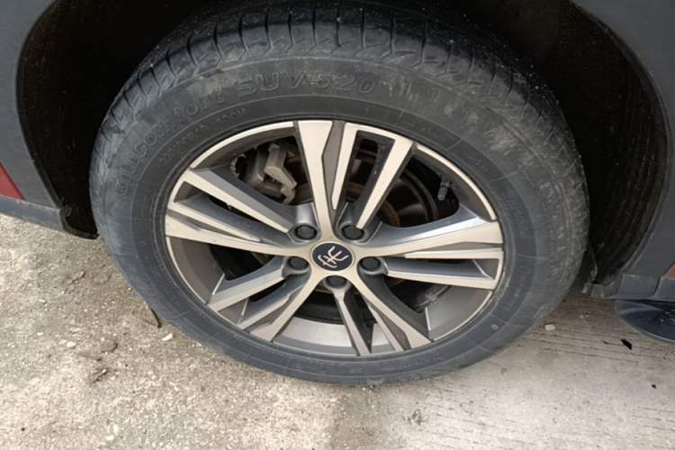 Used BYD Song Pro 2019 1.5T Automatic Luxury Model Right Rear Wheel Hub