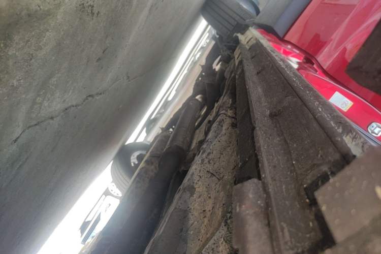 Used BYD Song Pro 2019 1.5T Automatic Prestige Model Right Side Sill