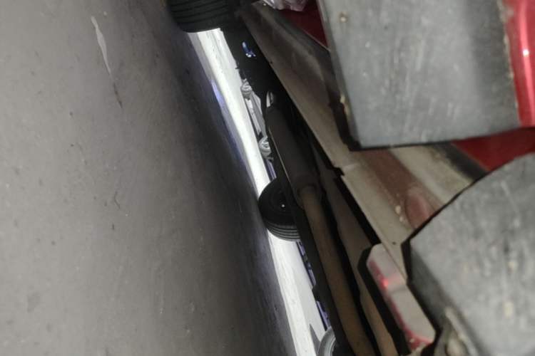 Used BYD Song Pro 2019 1.5T Automatic Elite Edition Right Side Sill