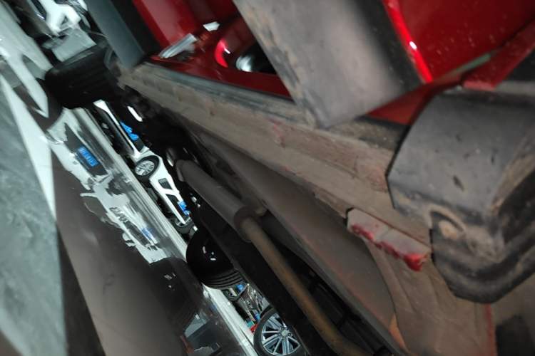 Used BYD Song Pro 2019 1.5T Automatic Elite Edition Right Side Sill