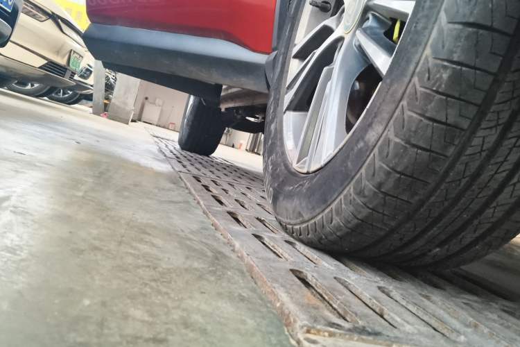 Used BYD Song Pro 2019 1.5T Automatic Prestige Model Right Side Sill