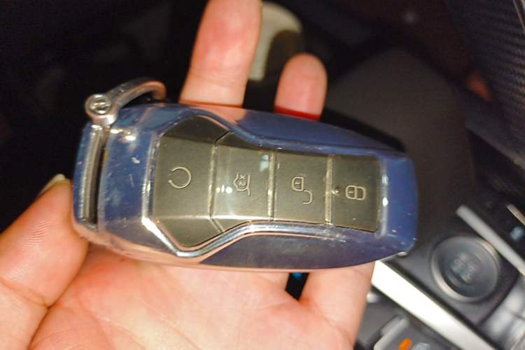 Used BYD Song Pro 2019 1.5T Automatic Luxury Model Vehicle Key