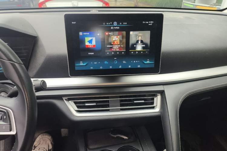 Used BYD Song Pro 2019 1.5T Automatic Luxury Model Audio And AC Panel