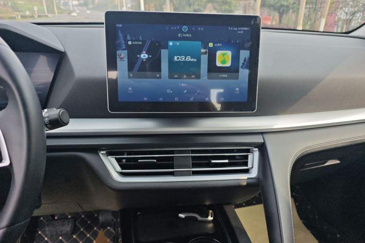 Used BYD Song Pro 2019 1.5T Automatic Elite Edition Audio And AC Panel
