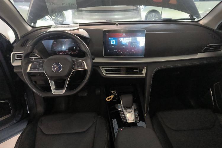 Used BYD Song Pro 2019 1.5T Automatic Luxury Model Center Console