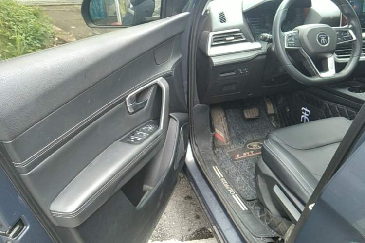 Used BYD Song Pro 2019 1.5T Automatic Elite Edition Driver Seat