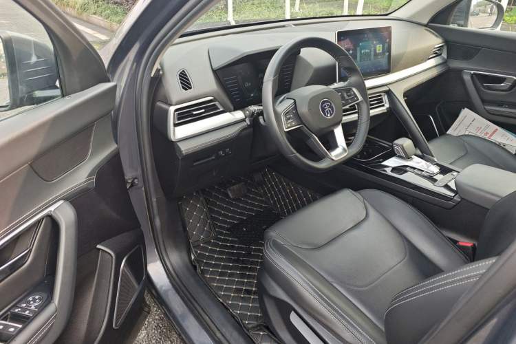 Used BYD Song Pro 2019 1.5T Automatic Elite Edition Driver Seat