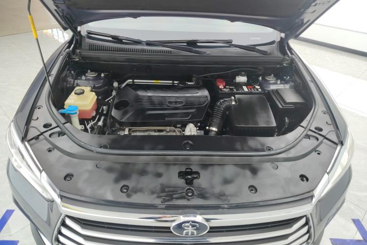 Used BYD Song Pro 2019 1.5T Automatic Luxury Model Engine Bay