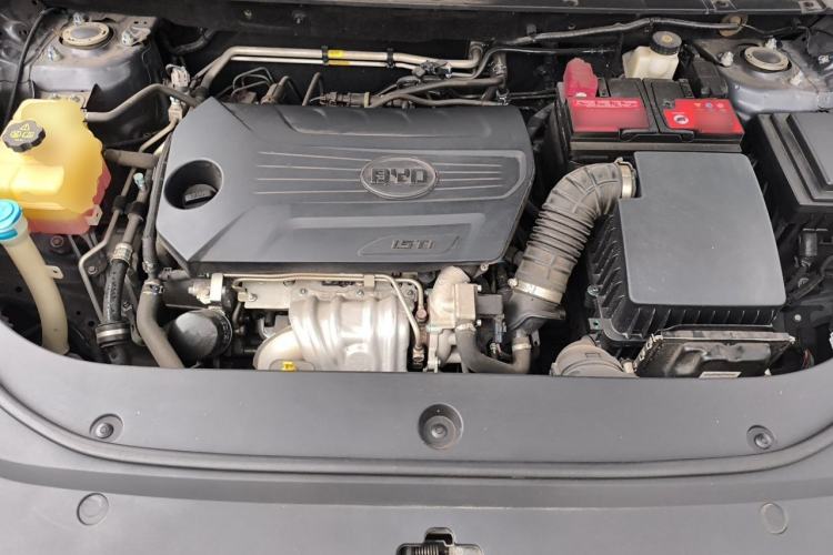 Used BYD Song Pro 2019 1.5T Automatic Elite Edition Engine Bay