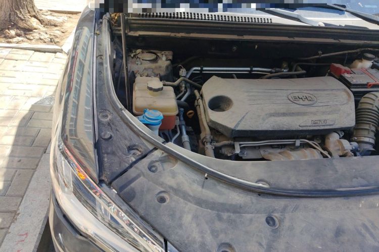 Used BYD Song Pro 2019 1.5T Automatic Elite Edition Engine Bay Right