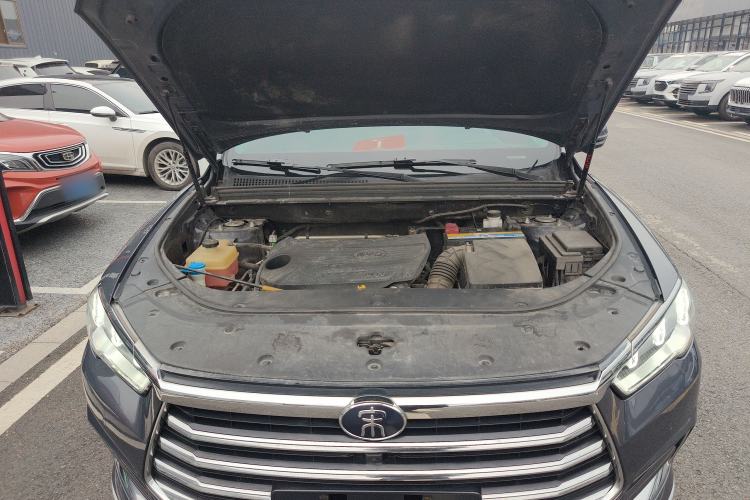 Used BYD Song Pro 2019 1.5T Automatic Luxury Model Engine Bay