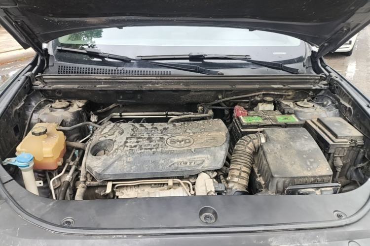 Used BYD Song Pro 2019 1.5T Automatic Luxury Model Engine Bay
