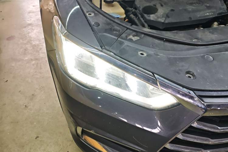 Used BYD Song Pro 2019 1.5T Automatic Elite Edition Exterior 6
