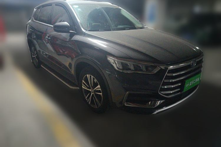 Used BYD Song Pro 2019 1.5T Automatic Elite Edition Front Right 45 Deg