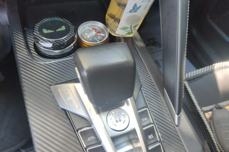 Used BYD Song Pro 2019 1.5T Automatic Luxury Model Gear Lever