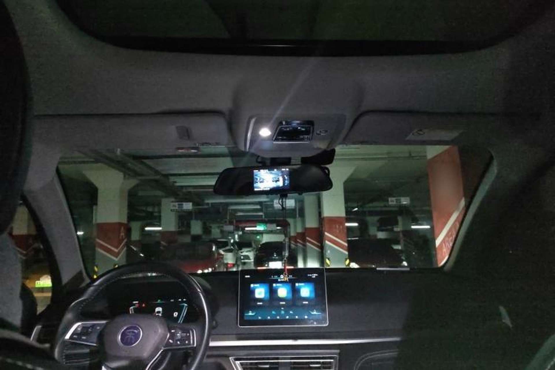 Used BYD Song Pro 2019 1.5T Automatic Elite Edition Headliner