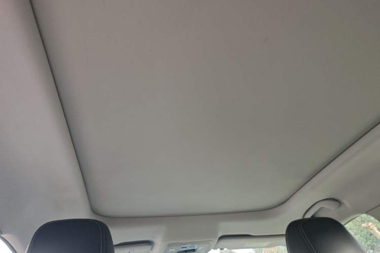 Used BYD Song Pro 2019 1.5T Automatic Elite Edition Headliner