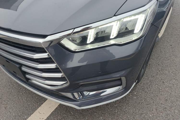 Used BYD Song Pro 2019 1.5T Automatic Luxury Model Left Front Headlight