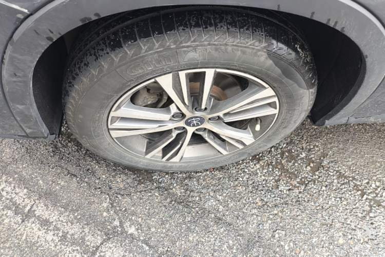 Used BYD Song Pro 2019 1.5T Automatic Luxury Model Left Front Wheel Hub