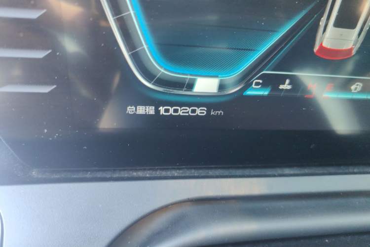 Used BYD Song Pro 2019 1.5T Automatic Luxury Model Odometer Close Up