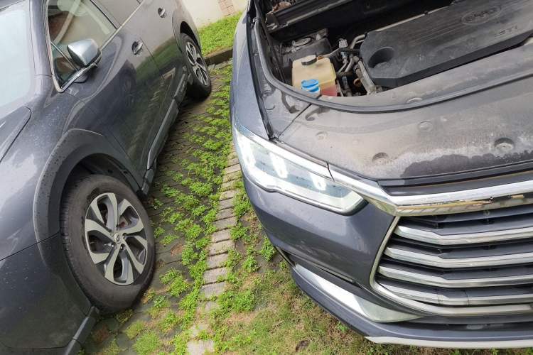 Used BYD Song Pro 2019 1.5T Automatic Luxury Model Right Front Headlight