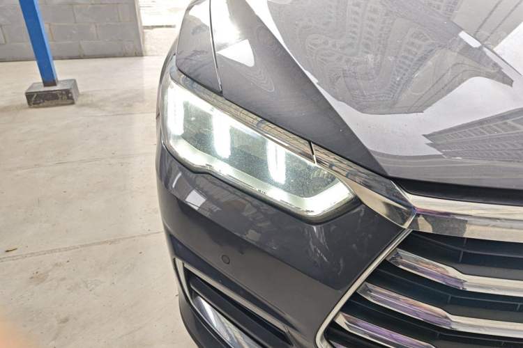 Used BYD Song Pro 2019 1.5T Automatic Luxury Model Right Front Headlight