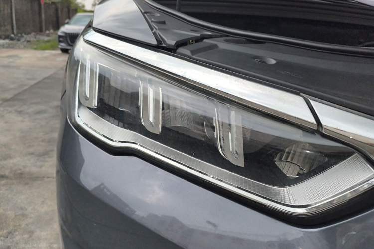 Used BYD Song Pro 2019 1.5T Automatic Elite Edition Right Front Headlight