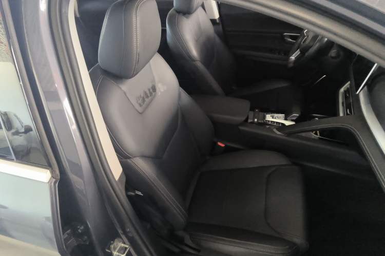 Used BYD Song Pro 2019 1.5T Automatic Luxury Model Right Front Seat