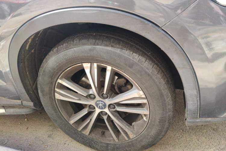 Used BYD Song Pro 2019 1.5T Automatic Elite Edition Right Front Wheel Hub