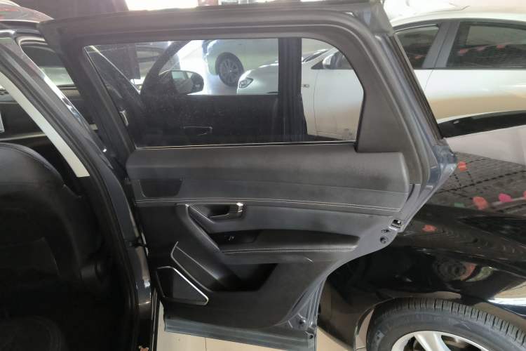 Used BYD Song Pro 2019 1.5T Automatic Luxury Model Right Rear Door Interior