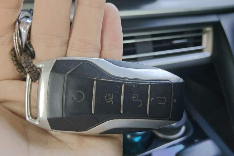 Used BYD Song Pro 2019 1.5T Automatic Prestige Model Vehicle Key