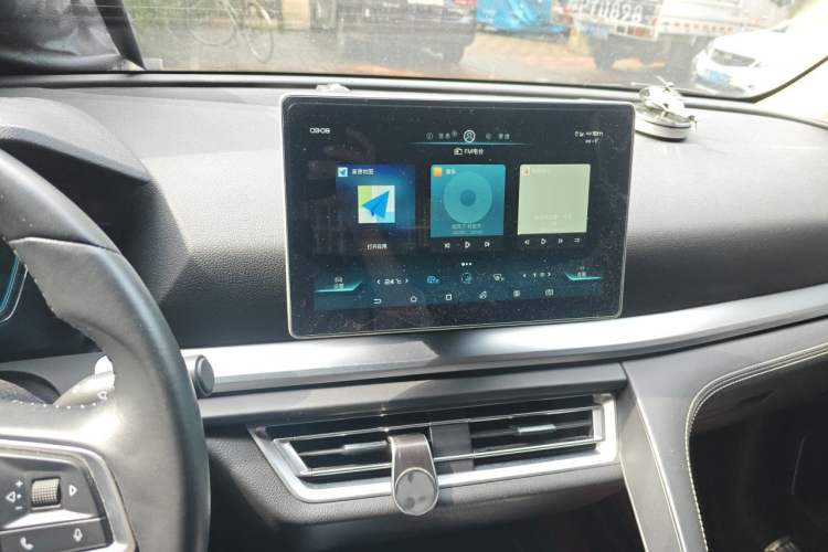 Used BYD Song Pro 2019 1.5T Automatic Elite Edition Audio And AC Panel