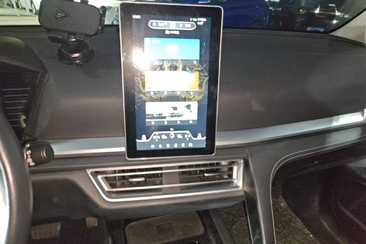 Used BYD Song Pro 2019 1.5T Automatic Luxury Model Audio And AC Panel
