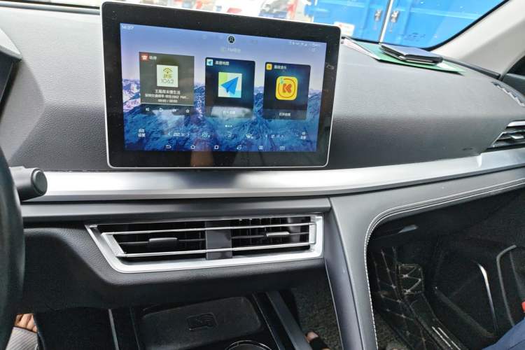 Used BYD Song Pro 2019 1.5T Automatic Luxury Model Audio And AC Panel