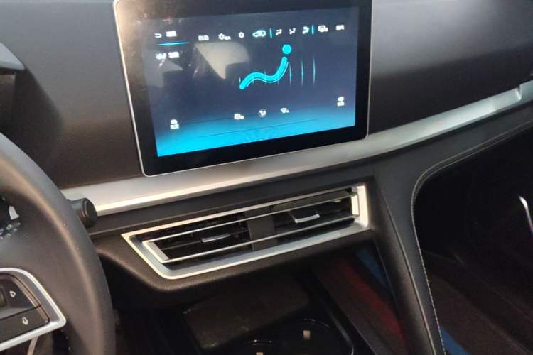 Used BYD Song Pro 2019 1.5T Automatic Elite Edition Audio And AC Panel