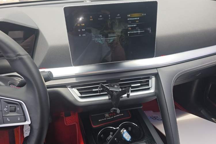 Used BYD Song Pro 2019 1.5T Automatic Luxury Model Audio And AC Panel