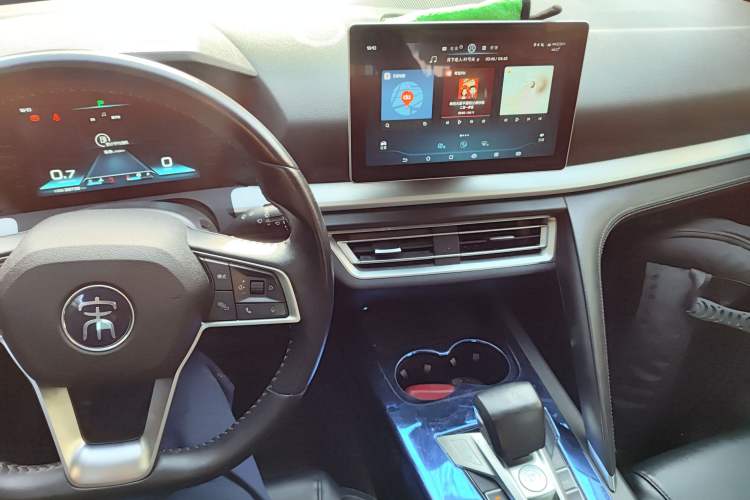 Used BYD Song Pro 2019 1.5T Automatic Elite Edition Audio And AC Panel