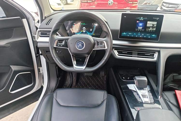 Used BYD Song Pro 2019 1.5T Automatic Elite Edition Audio And AC Panel