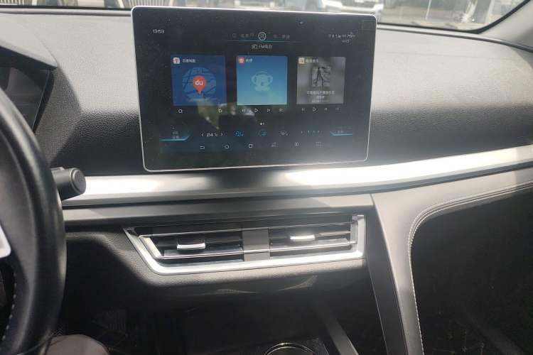 Used BYD Song Pro 2019 1.5T Automatic Elite Edition Audio And AC Panel