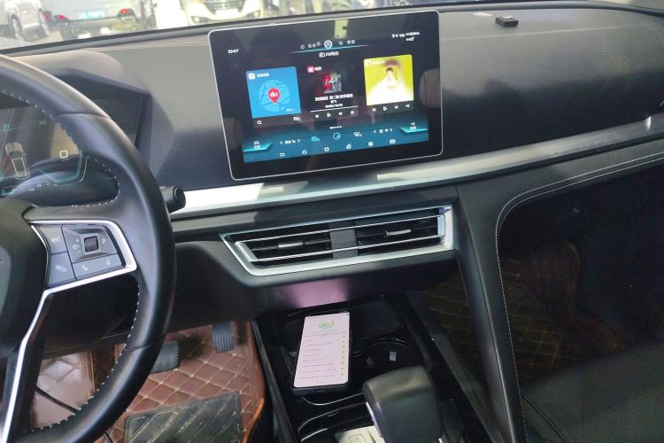 Used BYD Song Pro 2019 1.5T Automatic Luxury Model Audio And AC Panel