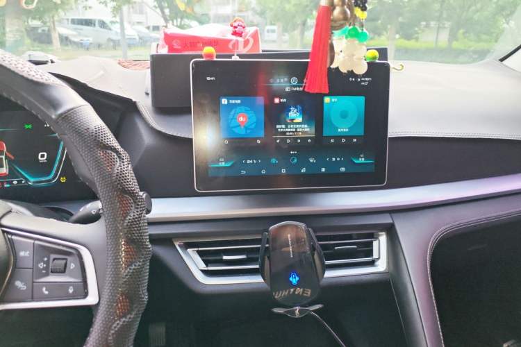 Used BYD Song Pro 2019 1.5T Automatic Elite Edition Audio And AC Panel