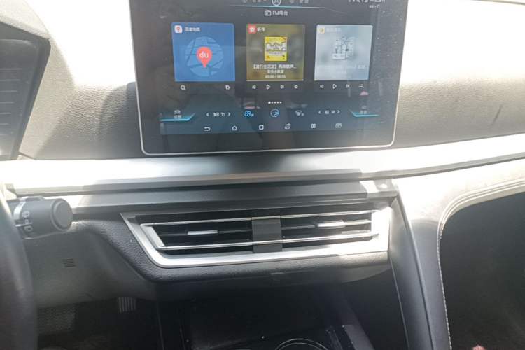 Used BYD Song Pro 2019 1.5T Automatic Luxury Model Audio And AC Panel
