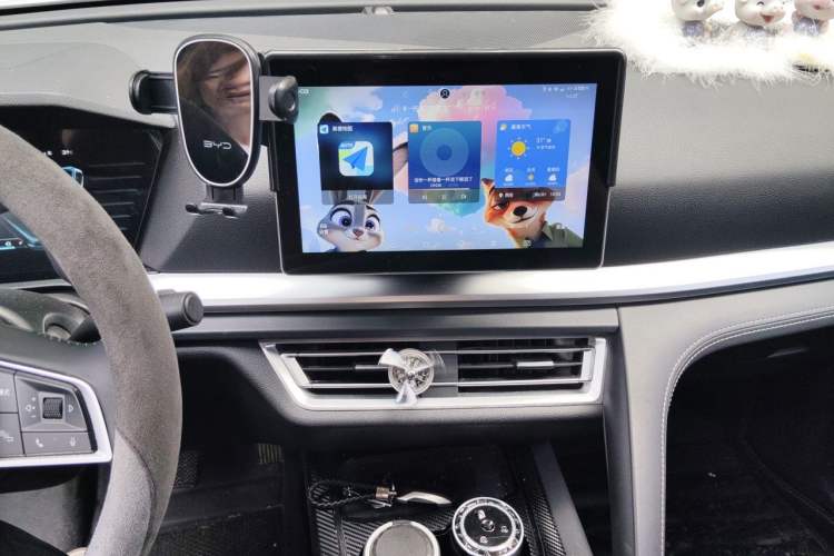 Used BYD Song Pro 2019 1.5T Automatic Prestige Model Audio And AC Panel