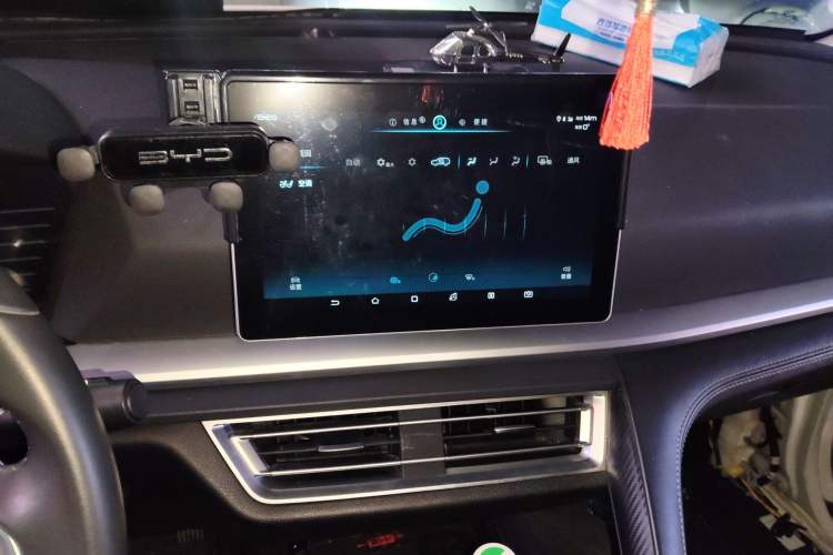 Used BYD Song Pro 2019 1.5T Automatic Luxury Model Audio And AC Panel