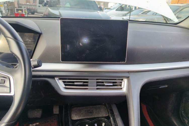 Used BYD Song Pro 2019 1.5T Automatic Elite Edition Audio And AC Panel