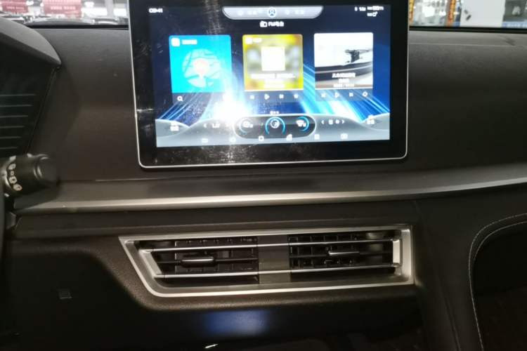 Used BYD Song Pro 2019 1.5T Automatic Elite Edition Audio And AC Panel