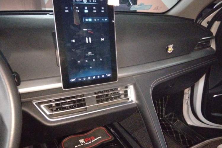 Used BYD Song Pro 2019 1.5T Automatic Luxury Model Audio And AC Panel