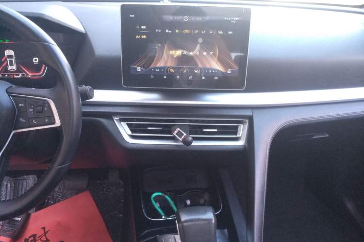Used BYD Song Pro 2019 1.5T Automatic Prestige Model Audio And AC Panel