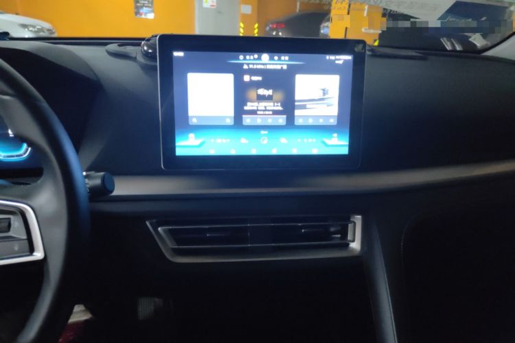 Used BYD Song Pro 2019 1.5T Automatic Elite Edition Audio And AC Panel