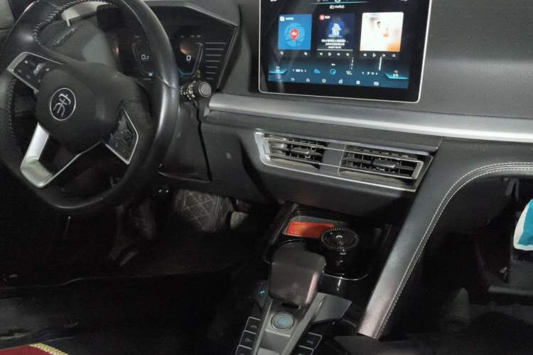 Used BYD Song Pro 2019 1.5T Automatic Luxury Model Audio And AC Panel